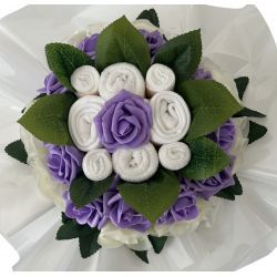 bouquet naissance original de layette pour fille violet