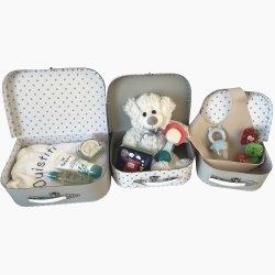 Coffret naissance personnalisé : Valisettes Bain, Dodo, Repas pour offrir en coffret pour bébé original