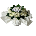 Bouquet naissance de 8 layettes Blanc et son ourson